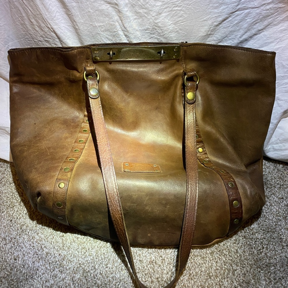Patricia Nash Benvenuto tote. Large tote 19” x 12.5”x 6”, 11” drop